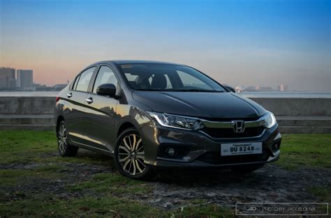 Review: 2017 Honda City 1.5 VX Navi CVT .